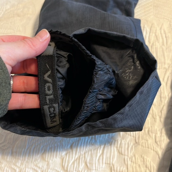 Volcom snowpants, modern straight fit, darl charcoal grey, S - Picture 8 of 13